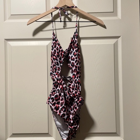 Black and red 1pc cutout swimsuit S - Picture 1 of 6